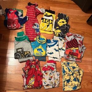 Lot of boys 4t pajamas